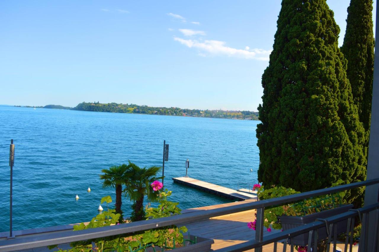 Hotel Diana Gardone Riviera Exterior foto